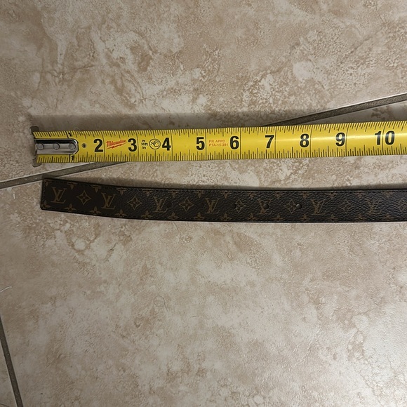 Louis Vuitton Women’s Leather Belt | Monogram Initials - Picture 10 of 15